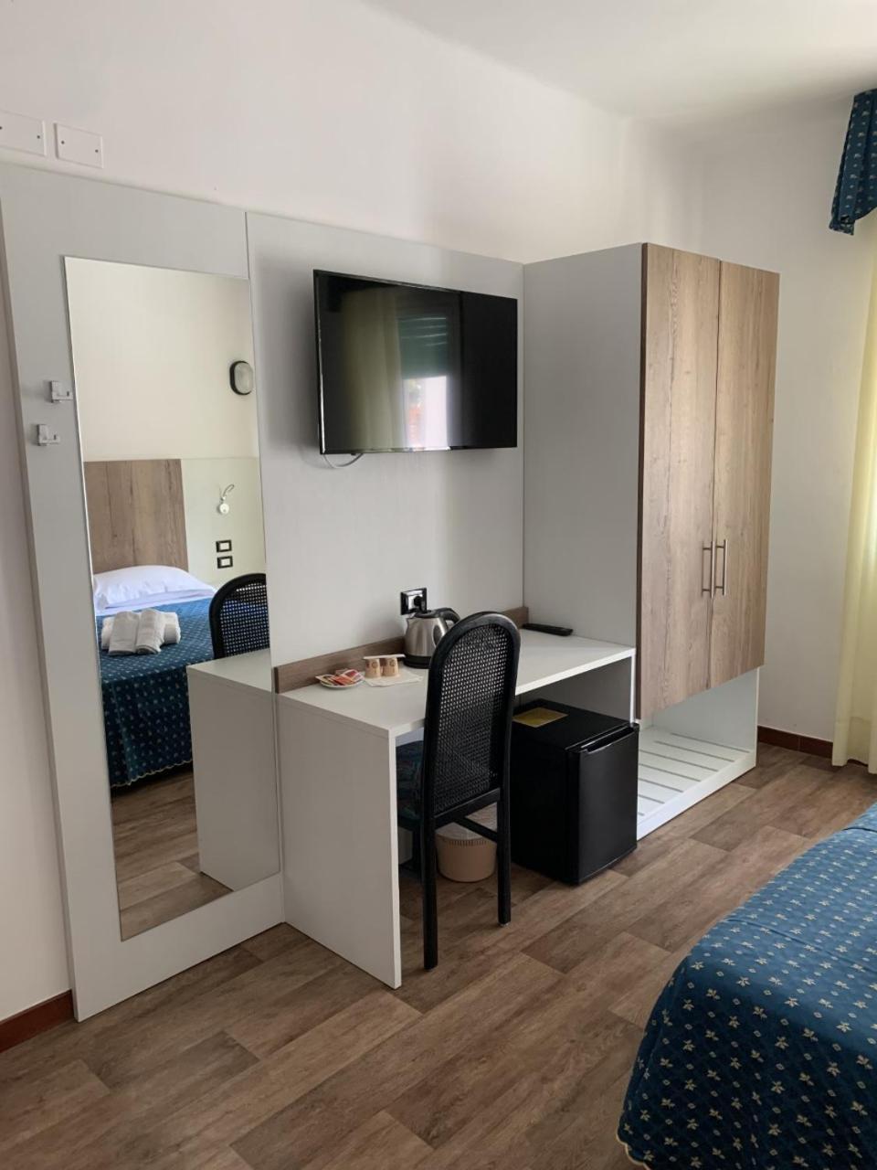 Hotel Al Capitano Caorle Exterior photo
