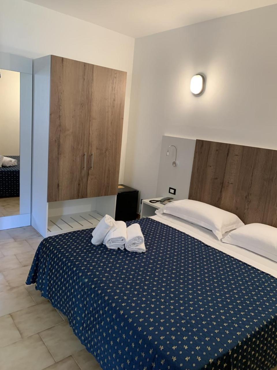 Hotel Al Capitano Caorle Exterior photo